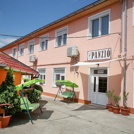Central Panzio 센테스 외부 사진